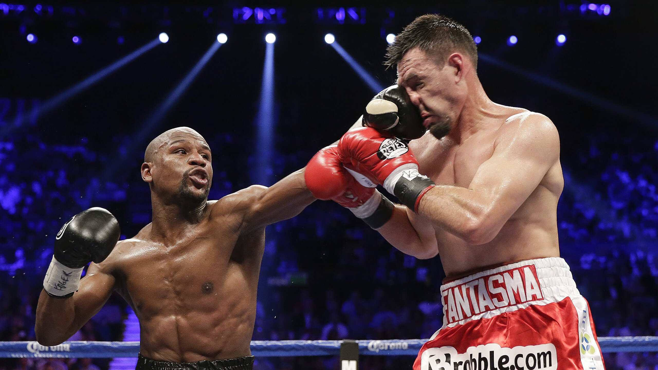 光明记忆未来之星线上赛明日开启，刀光剑影竞技场，播放2021光明未来